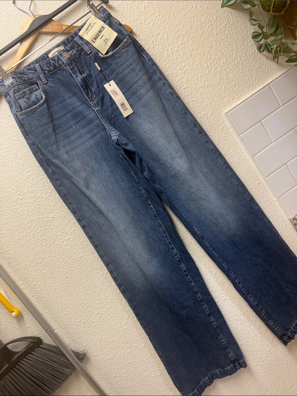 L'AGENCE Women's Straight-Leg Jeans in Dark Blue Wash